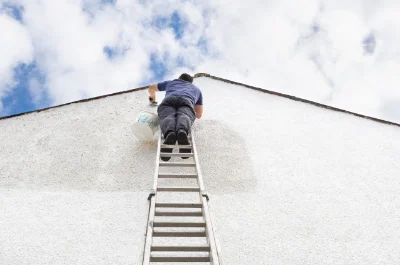 Peinture extérieure à la Bastide-Solages — façades et ravalement
